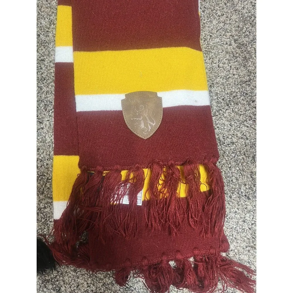 Harry Potter Lot Of 4 Hogwarts lunch bag insulated pocket Toboggan Two‎ Scarfs